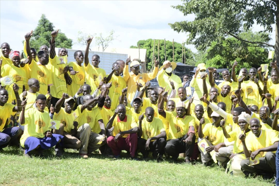 The converts included those from the main opposition party, the National Unity Platform (NUP), and the Forum for Democratic Change (FDC). (All Photos by Eddie Ssejjoba)