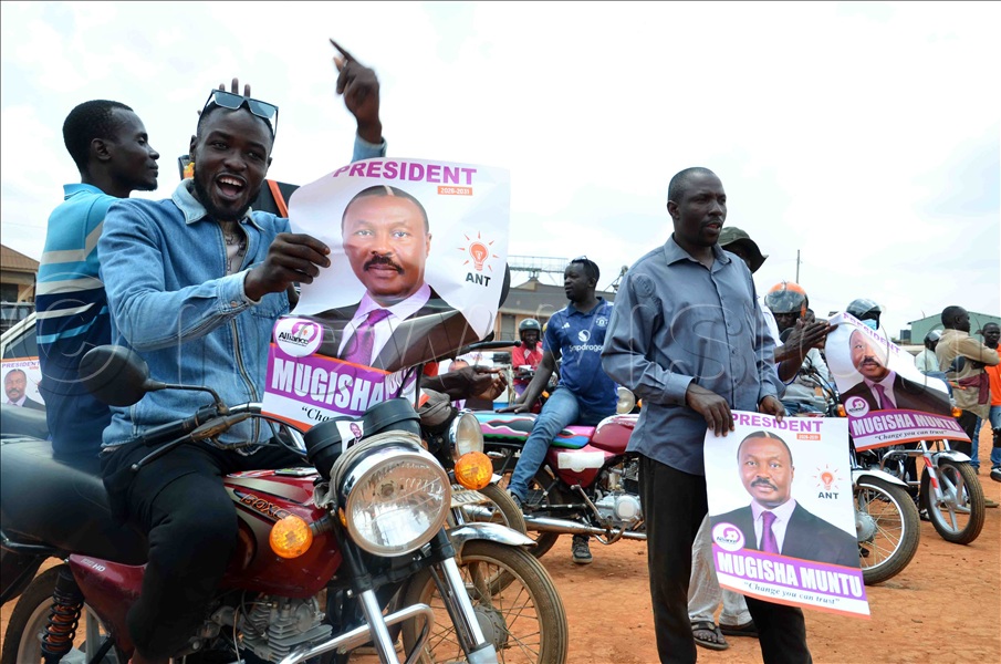 ANT supporters in Kawempe carrying Gen. Mugisha Muntu's posters.