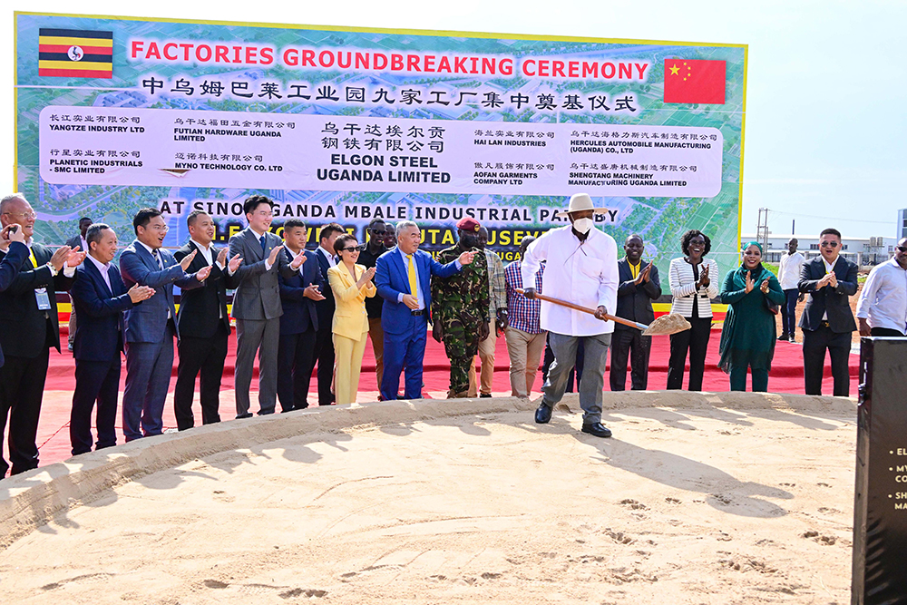 President Museveni performs the groundbreaking ceremony for the construction of nine new factories at Sino Uganda Mbale Industrial Park on Friday, August 29, 2025. (PPU Photo)