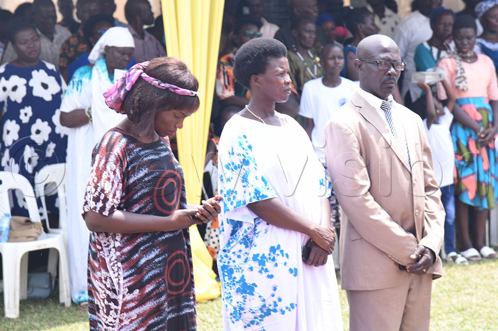  Some of the family members attending the funeral of 96-year-old Martin Emuku, father of the late Charles Oluka, former&nbsp;director general of the Internal Security Organisation (ISO). (Photo by Godfrey Ojore)
