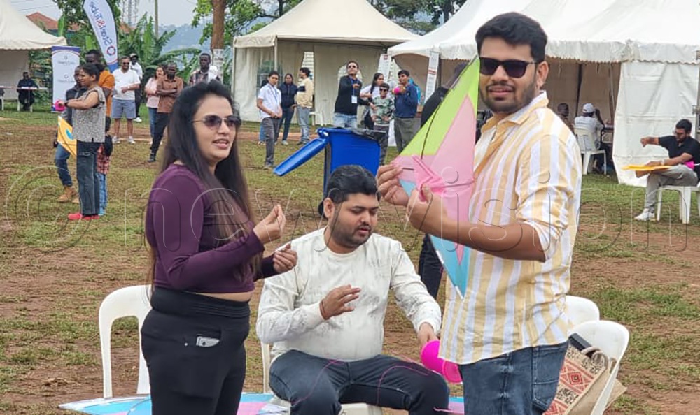 The event saw kite markets set up alongside food stalls and performers.