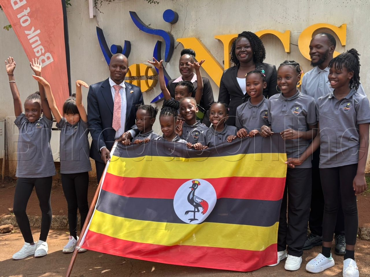 Bamusaayimuto nga basimbula okugenda e Kenya