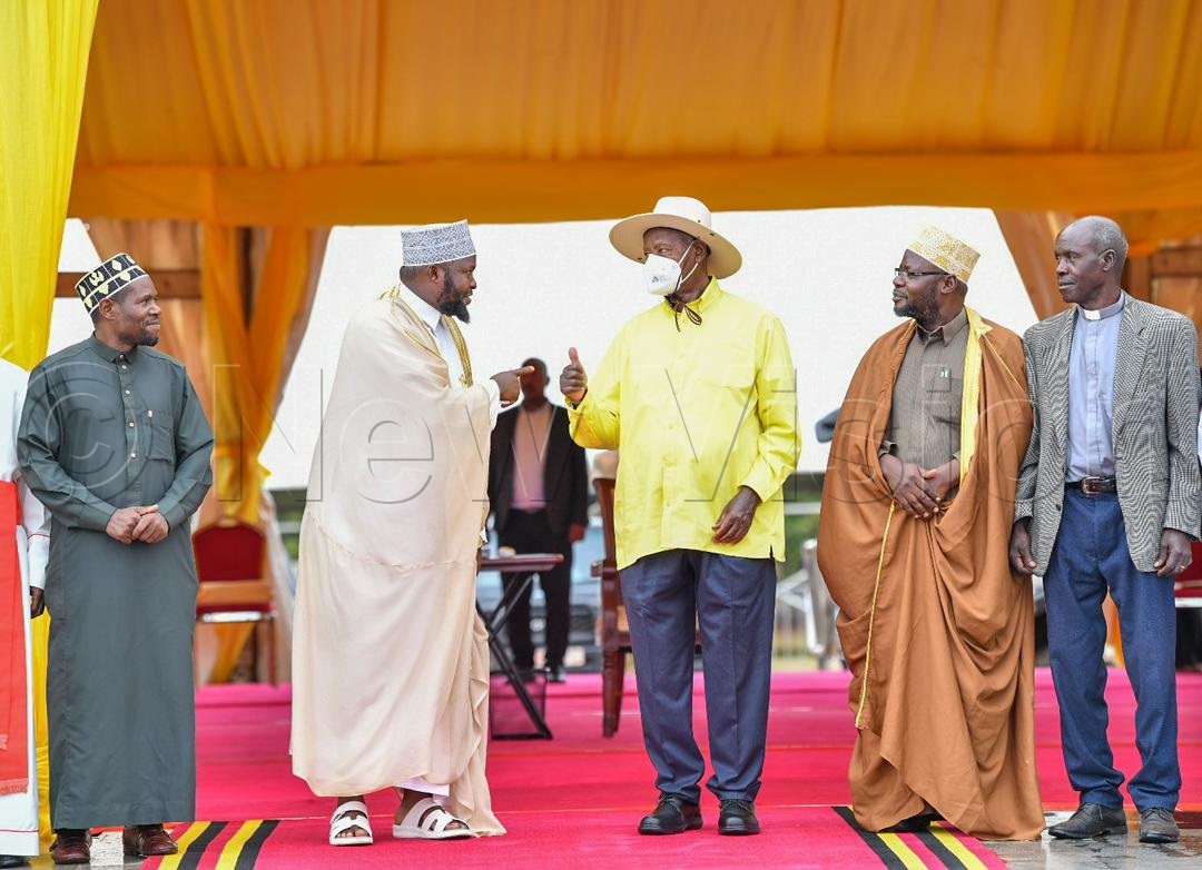 President Museveni with religious leaders from Luwero.