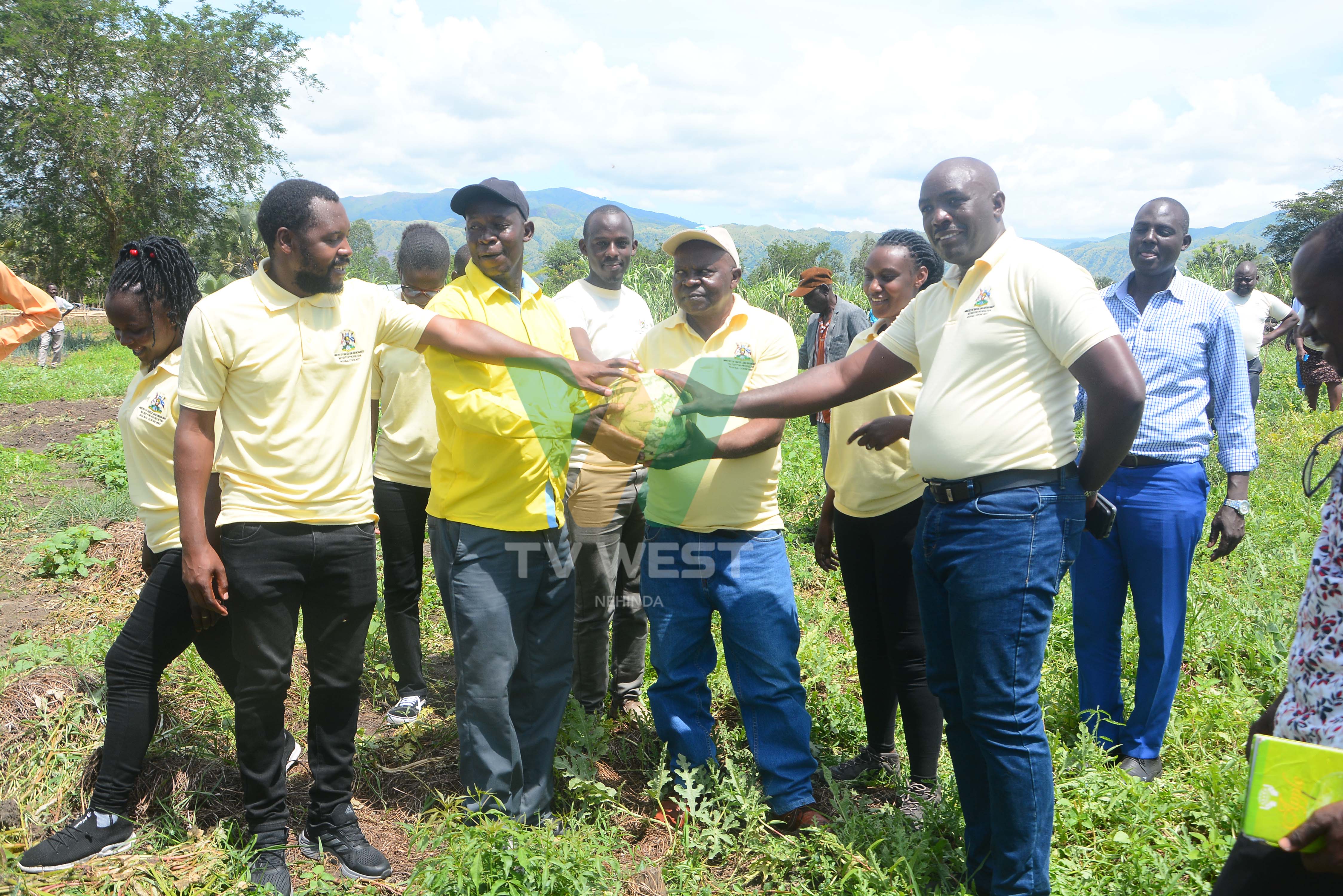 Gavumenti ehaire abahingi b'omuri Ntoroko Irrigation Scheme ya Sh407m.