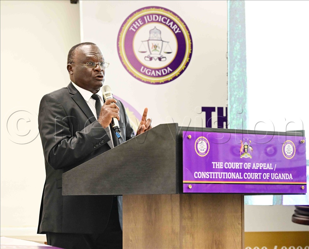 Chief Justice Alfonse Owiny Dollo speaking during the training.