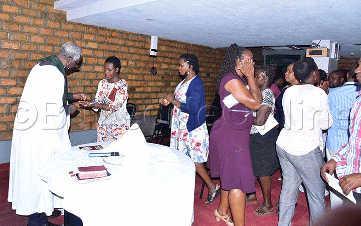 Wano Ng'abasiiga Amafuna Ng'akabonero K'okubawa Omukisa Mu Mwezi Guno Gwe Yayise Ogw'okukungula500