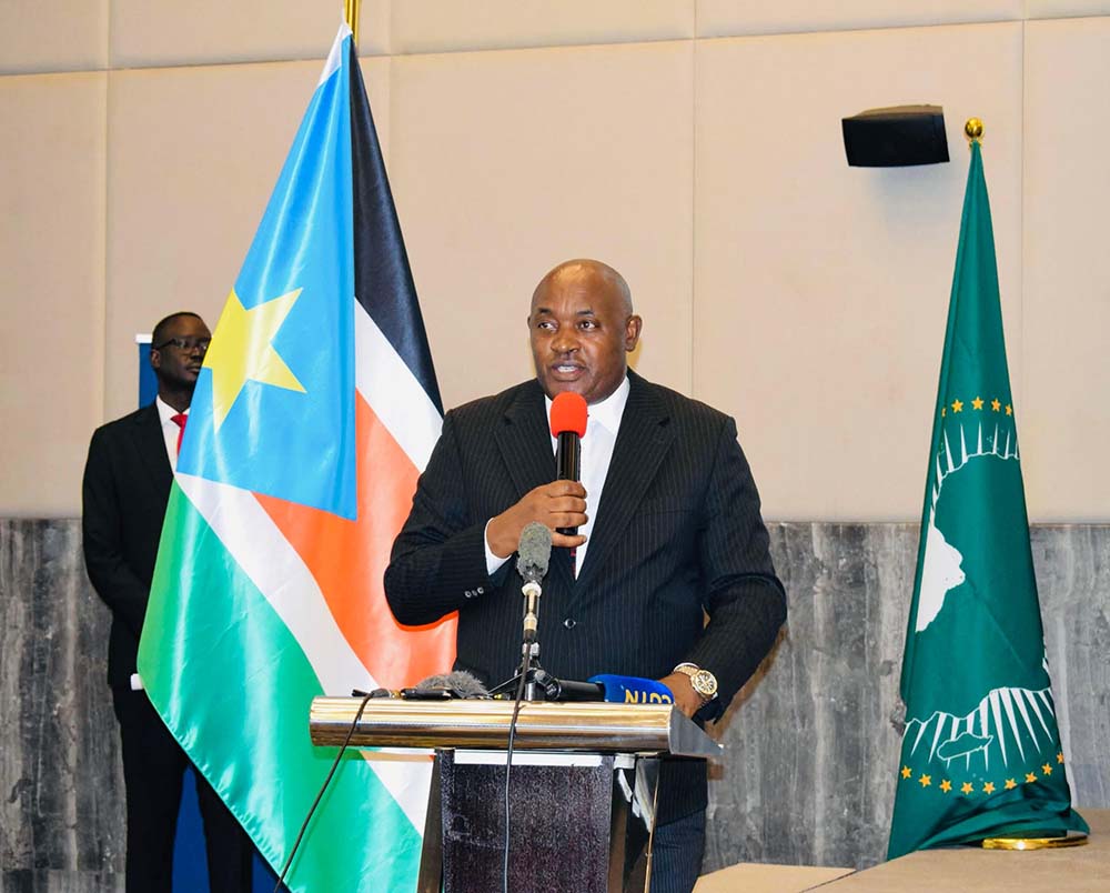 Minister of Health Dr. Chris Baryomunsi addressing stake holders after signing the MoU in Juba. (Ministry of Health Photo)