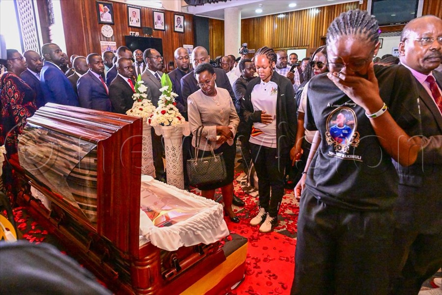 Several legislators could not hold their tears upon looking at the remains of their fallen colleague. 