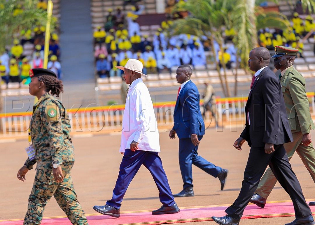 Mzee ng'atuuse e Kololo