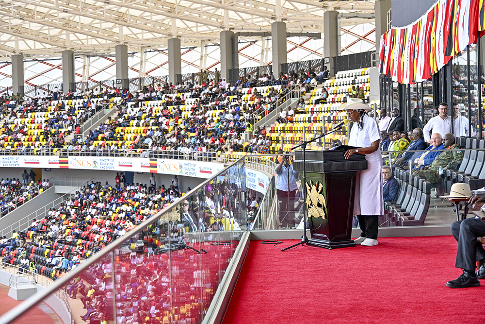Maama Janet addressing the gathering.