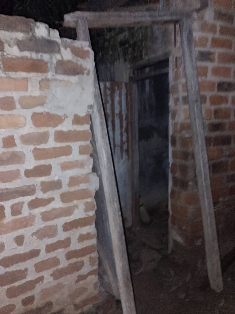 Kaabuyonjo gye baasuddemu omwana