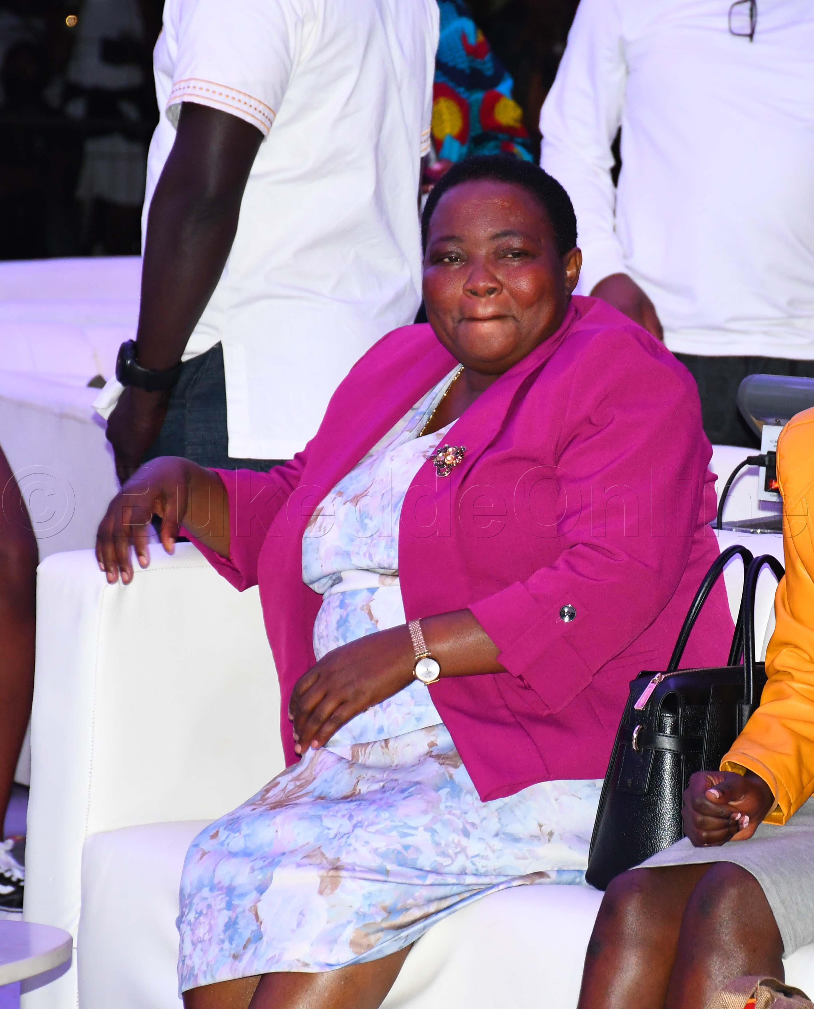 Nabbanja Ng'agoberera Ebyabadde Bigenda Mu Maaso