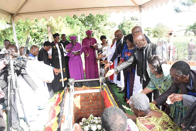 Okuziika Joyce Mpanga