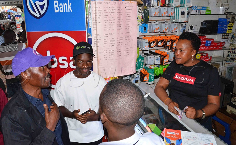 Alliance for National Transformation (ANT)'s presidential candidate, Maj. Gen (Rtd) Gregory Mugisha Muntu in a fundraising drive in Mbarara, Monday, October 6, 2025. (Photo by Stuart Yiga)
