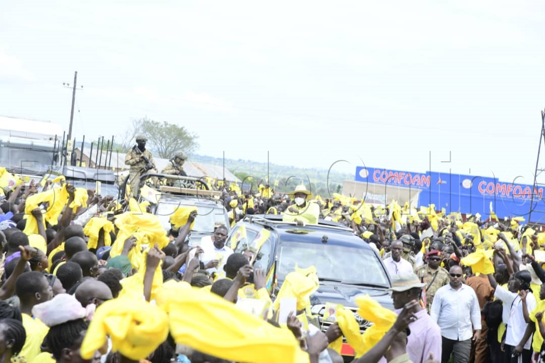 Museveni ng'oli mu Acholi