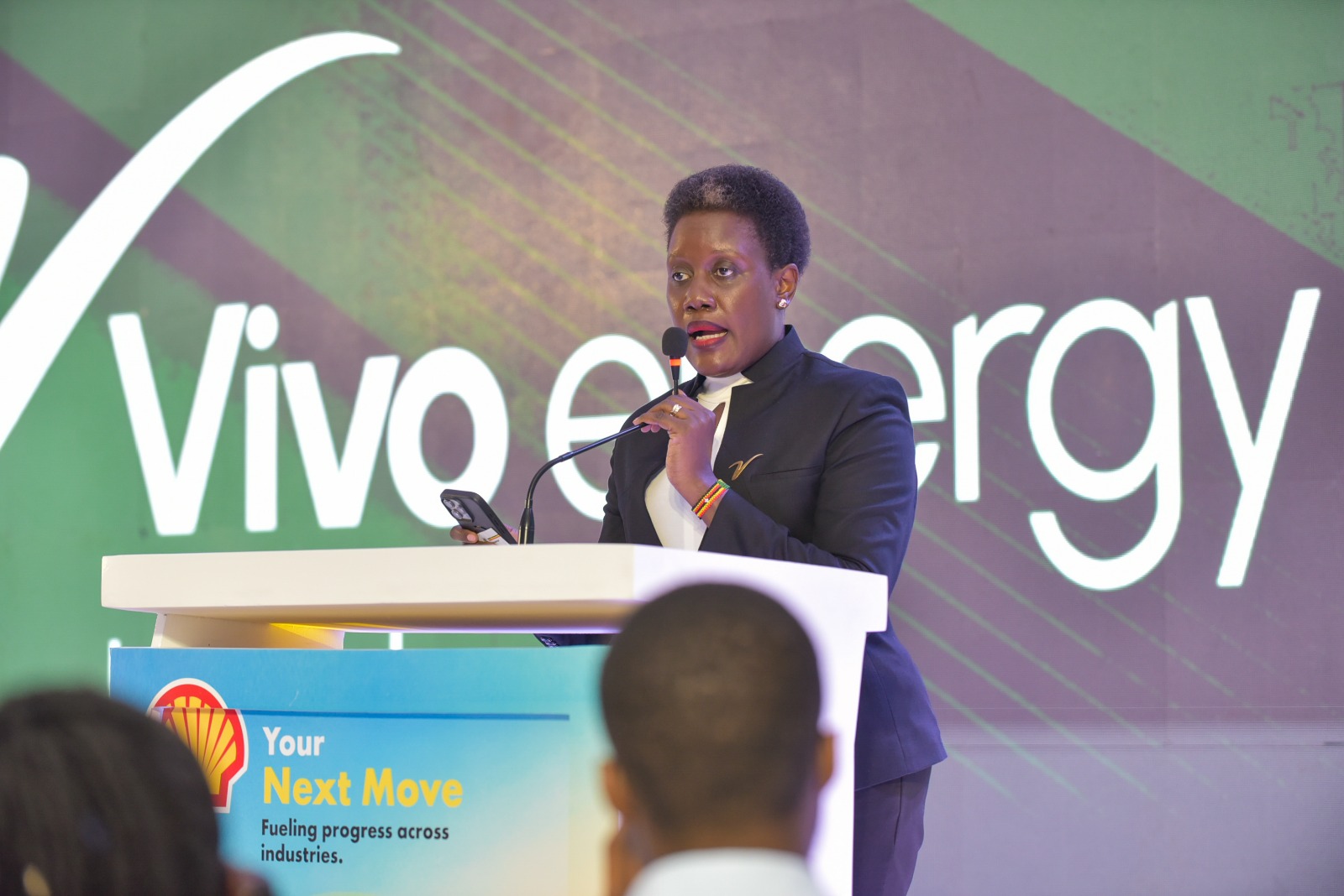 Dayirekita wa Vivo energy Uganda ,Joanita Mukasa Menya bwe yabadde atongoza kampeyini eno