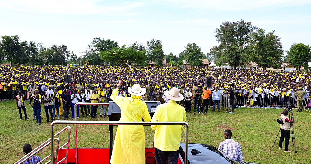 President Museveni accompanied by First Lady Janet Museveni addressing a campaign rally in Kamuli district on Thursday. 