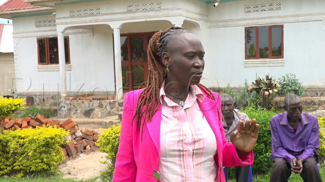 Carolyn Itungo alumirizza bba obulogo n'okuganza abakozi b'awaka