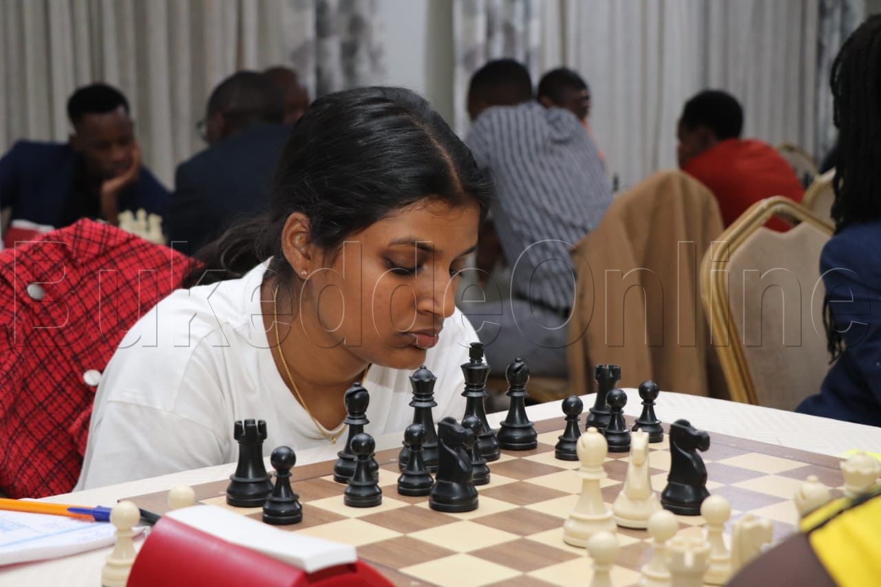 Nnantameggwa wa chess mu bakyala Sana Omprakash nga alowooza kyazaako mu muzannyo gwe ne Ampaire