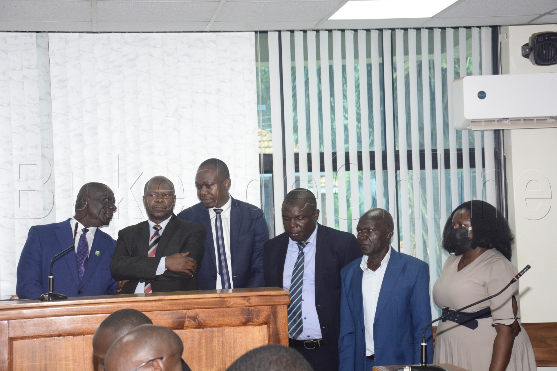 Geraldin Ssaali ng'ali mu kkooti n'ababaka abalala
