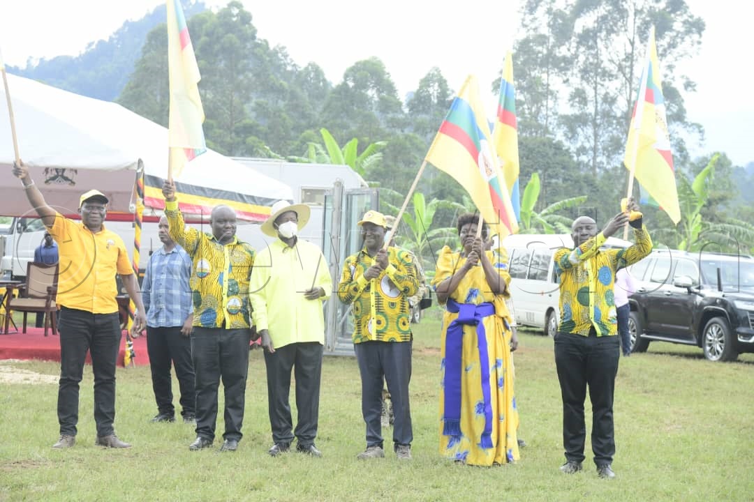 President Museveni in a group photo with NRM flag bearers.