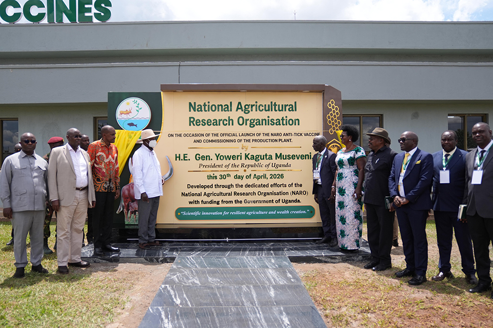 President Museveni and other officials at the launch. (PPU)