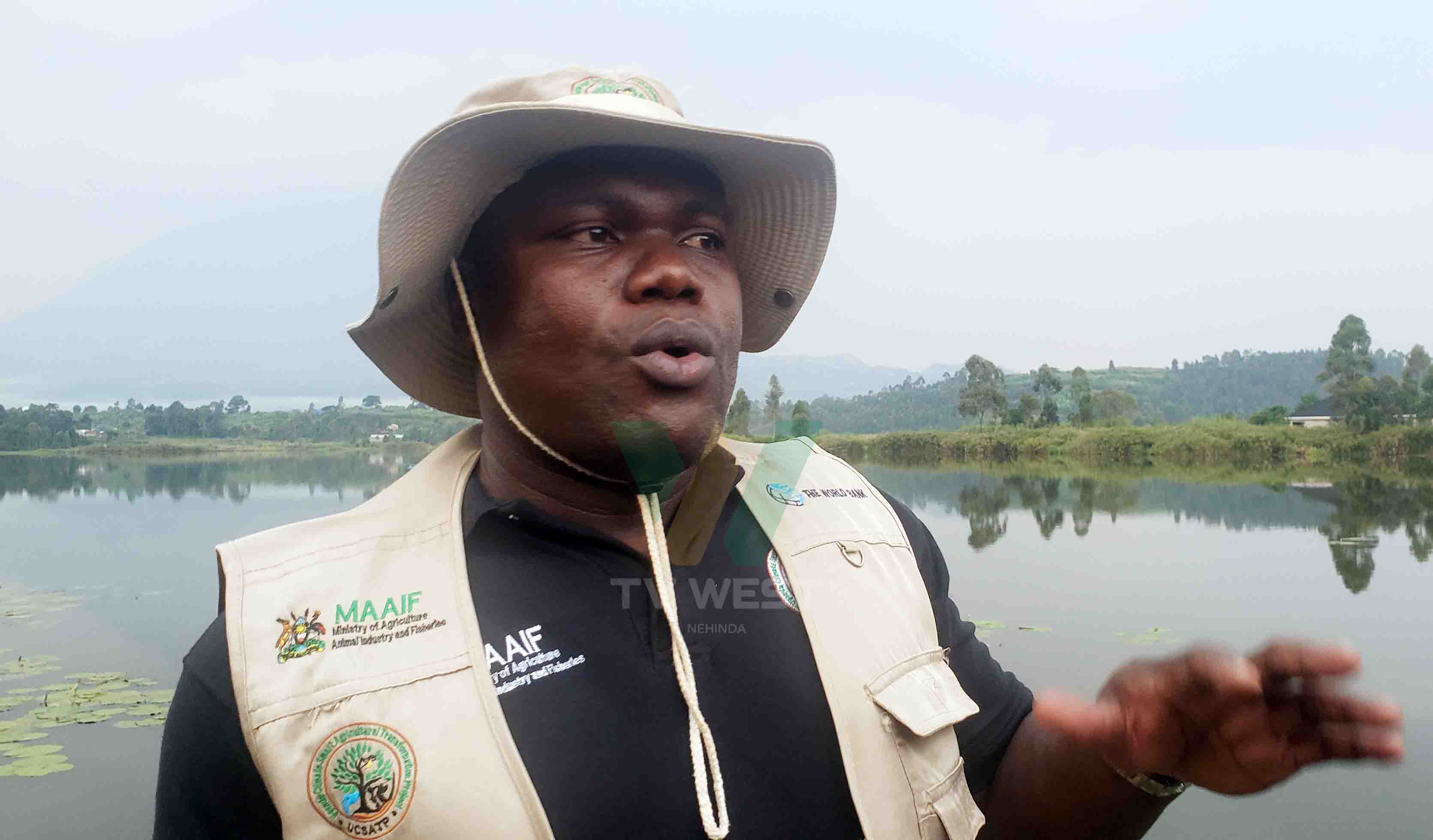 Geoffrey Dheyongera, omwe ahabakuru kuruga omukitongore ky'eby'obujubi. PHOTO: Nelson AhimbisibweMAAIF