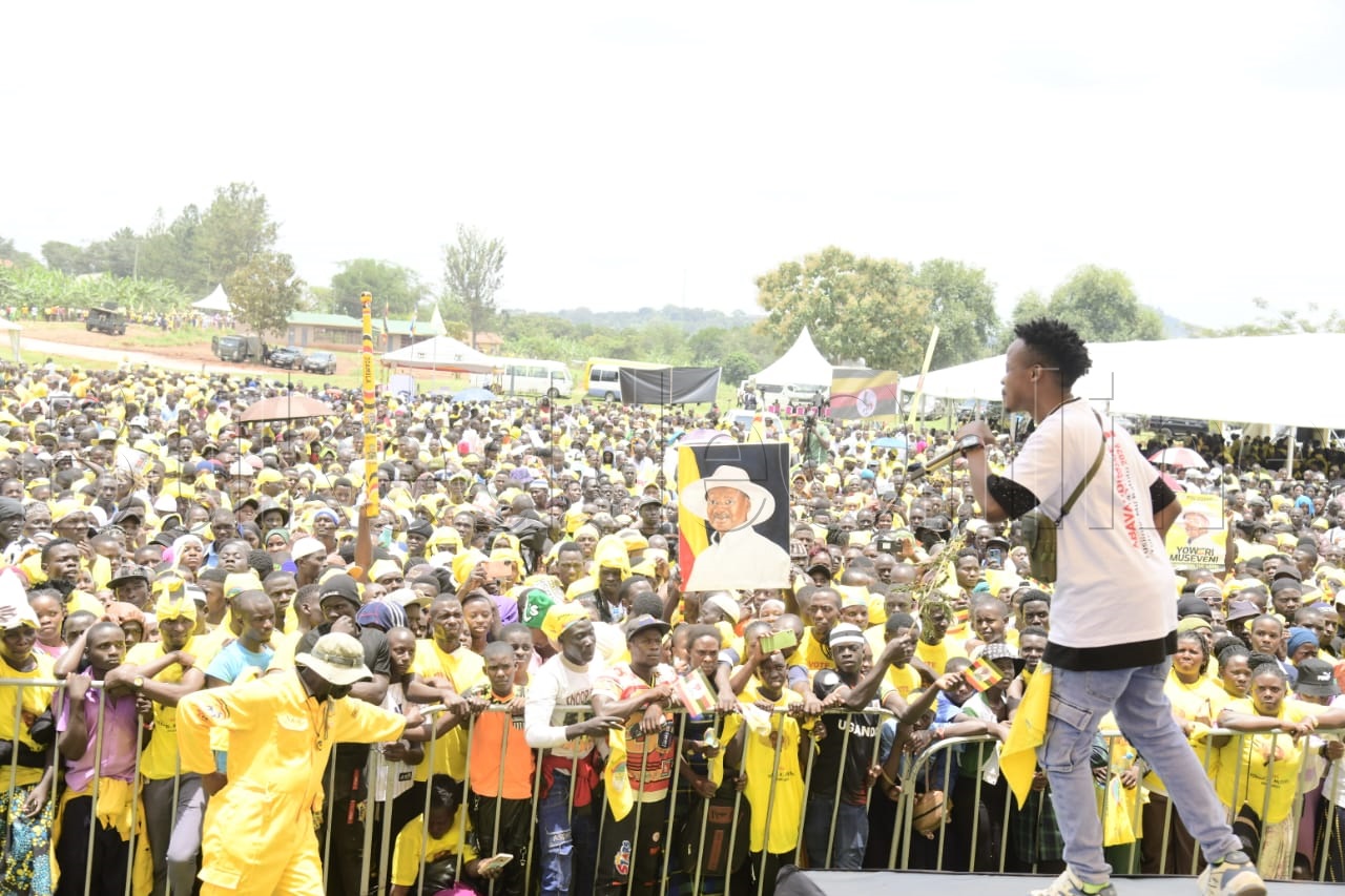 Bannakibiina kya NRM  e Luwero ku kampeyini ya Pulezidenti Museveni