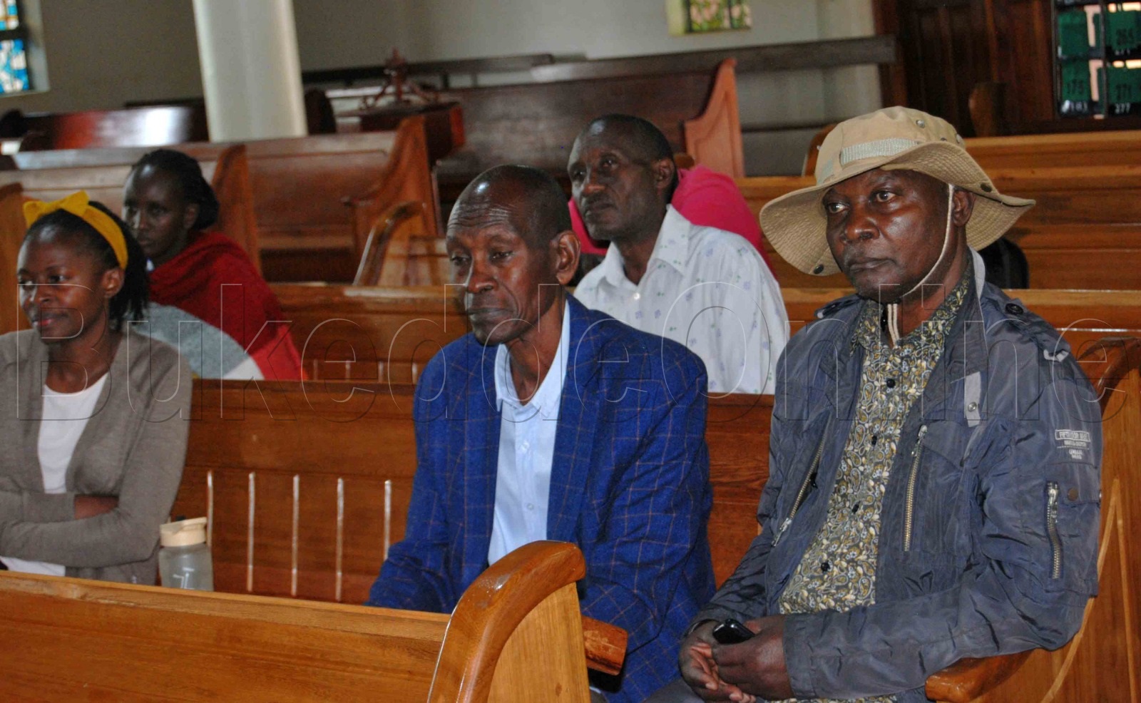 Abamu ku bakulembeze abetabye mu lukiiko