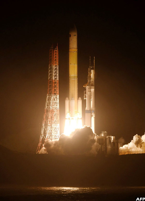 The H3 rocket, carrying the Martian Moons eXploration (MMX) spacecraft, is launched at the Tanegashima Space Centre in Kagoshima Prefecture on October 20, 2026. (AFP)