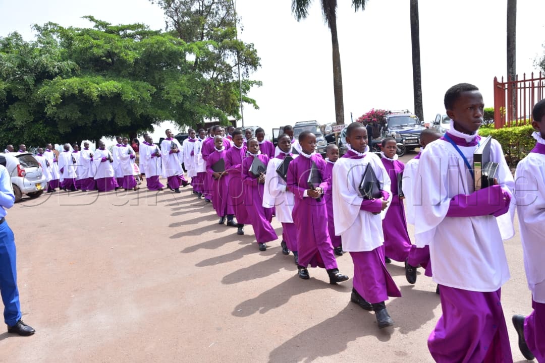 Kkwaaya eyakulembeddemu okusinza