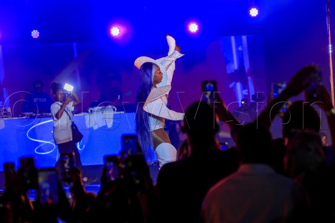 Spice on stage.