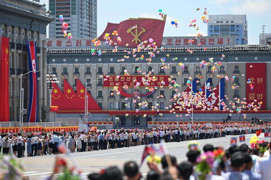 People welcome General Secretary of the Communist Party of China Central Committee and Chinese President Xi Jinping in Pyongyang, the Democratic People's Republic of Korea (DPRK), on June 8, 2026. Xi arrived in Pyongyang on Monday for a state visit to the DPRK. (Xinhua)