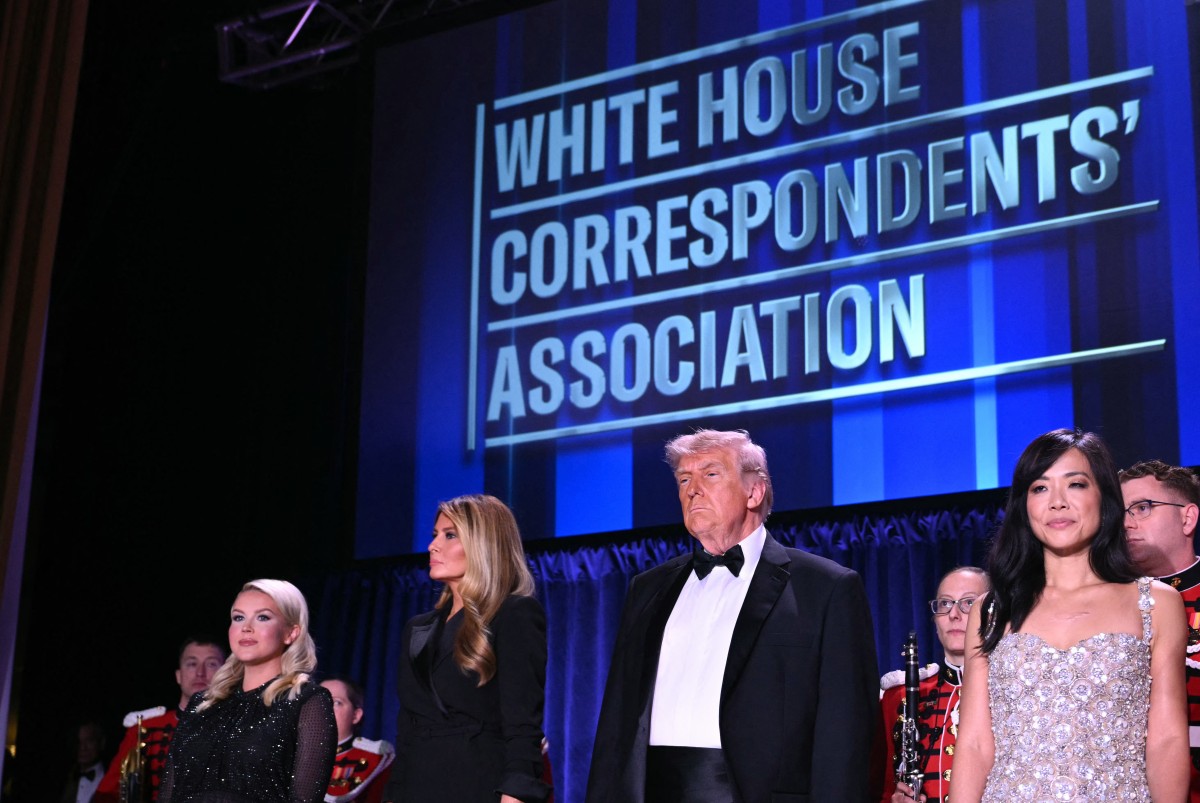 White House Press Secretary Karoline Leavitt, US First Lady Melania Trump, US President Donald Trump and CBS News senior White House correspondent Weijia Jiang attend the White House Correspondents' dinner at the Washington Hilton in Washington, DC.