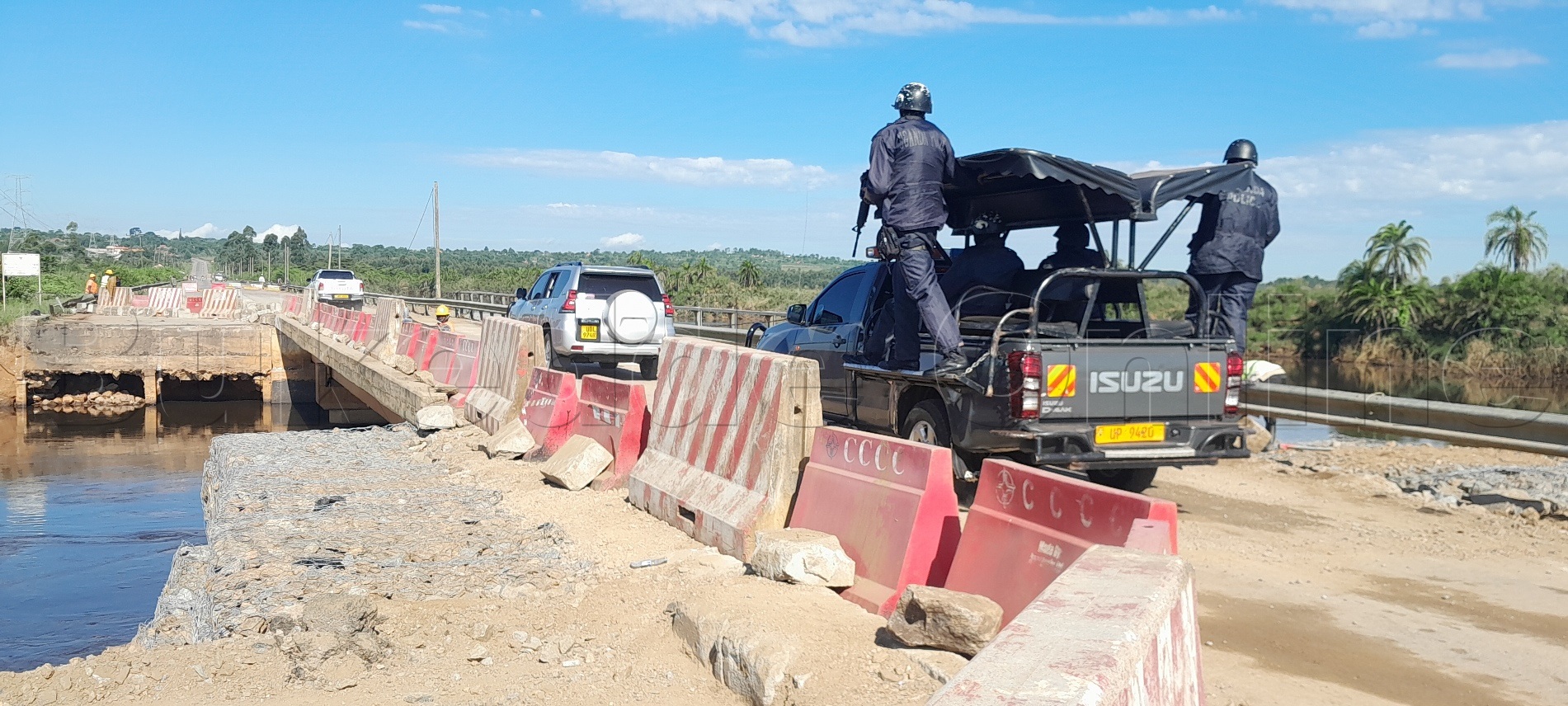 Abeebyokwerinda Nga Basala Olutindo Lwa Katonga