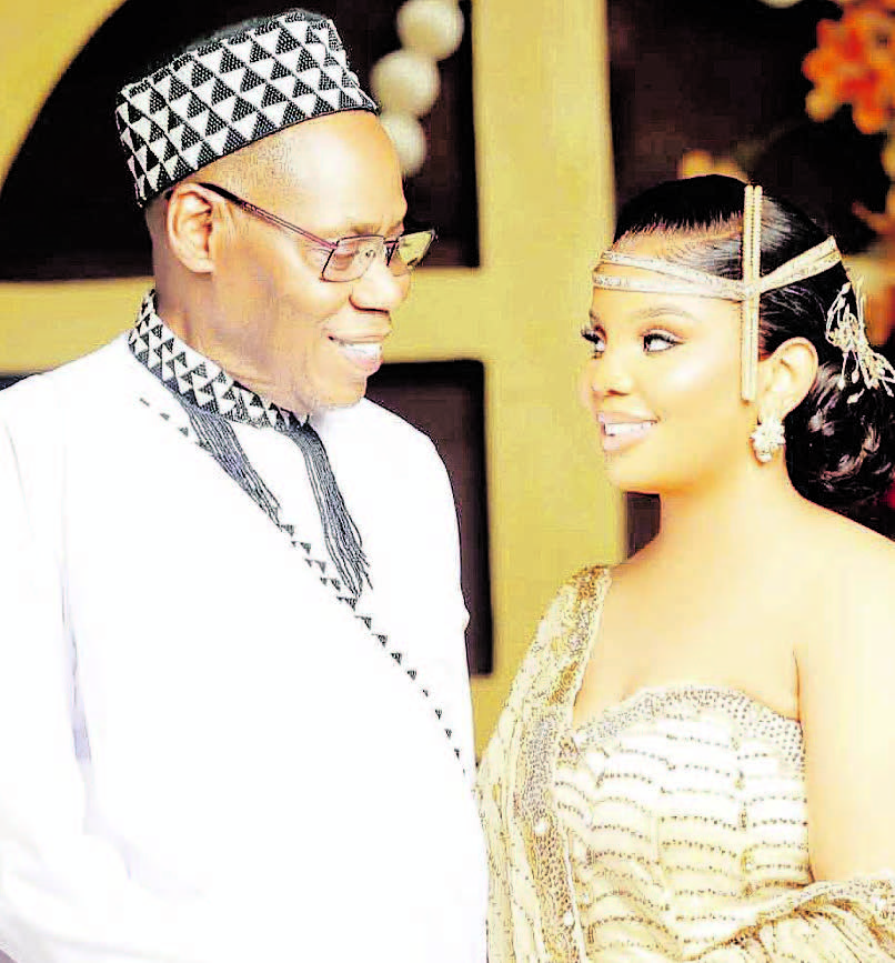 Mulinde N'omugole Kwezirwa