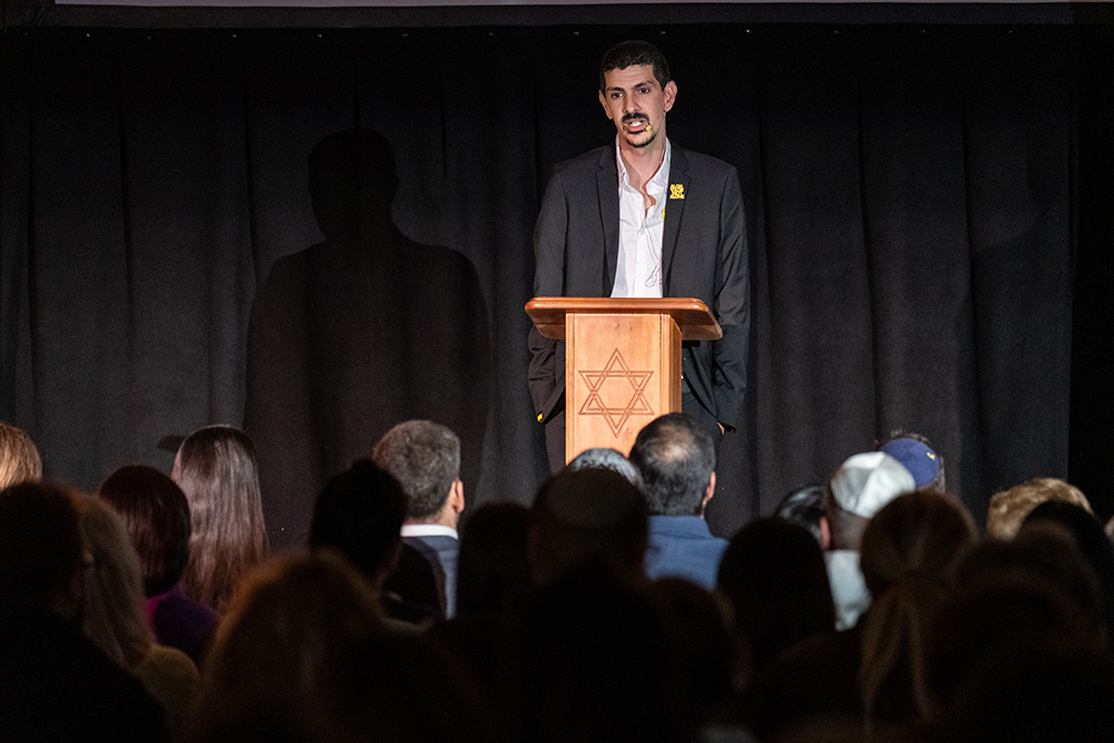 Freed Israeli hostage Or Levy (C) shares his experience with an audience during an event organised by the Jewish National Fund South Africa (JNFSA) in partnership with The Base Community in Glenhazel, near Johannesburg, on August 31, 2025. (Photo by EMMANUEL CROSET / AFP)
