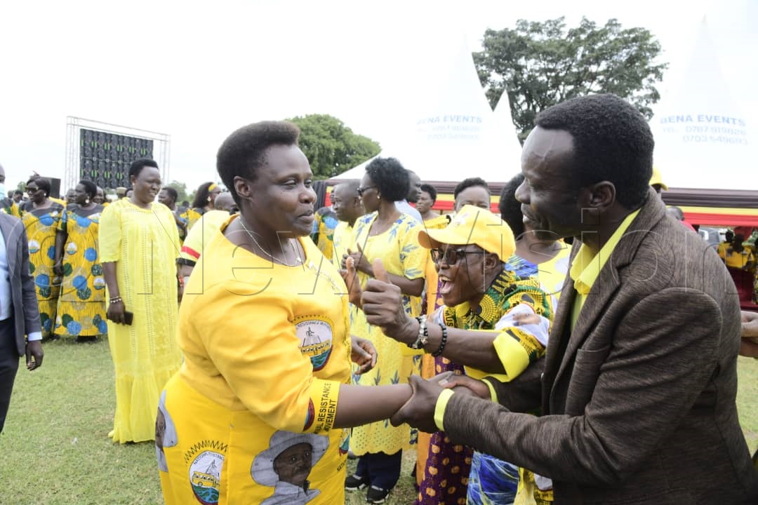 VP Alupo welcomed by district leaders.