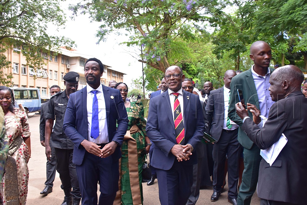 The Kyabazinga of Busoga, William Wilberforce Gabula Nadiope IV welcomed by Prof. Barnabas Nawangwe at Makerere University. (Photo by Sharon Nabasirye)