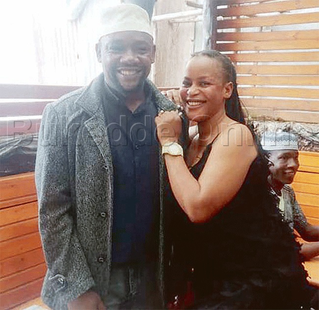 Faridah ne mikwano gye ku mukolo.