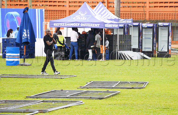 Julius Kyaze Owa Swangz yabadde mu keetalo.