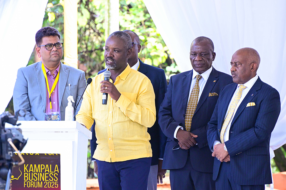 Deputy Speaker Thomas Tayebwa addressing members of the business community during a meeting with President Museveni at the Kampala Business Forum at Serena Hotel in Kampala on Sunday. (PPU Photo)
