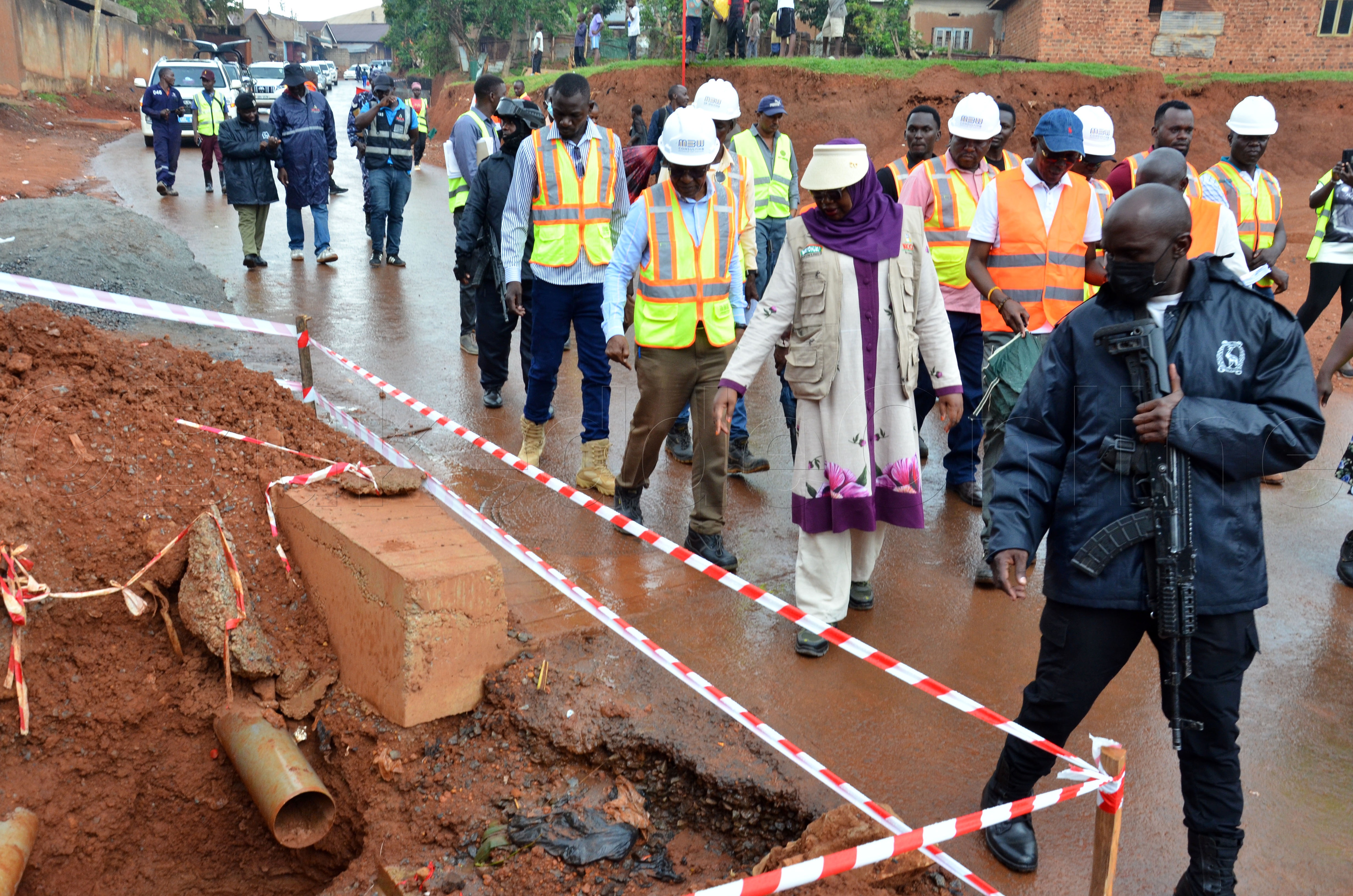 Buzeki bwe yabadde alambula olumu ku nguudo zino
