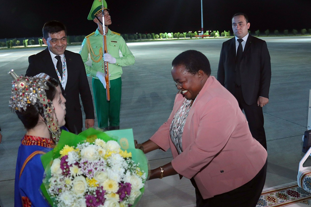 Prime Minister Nabbanja on arrival in Turkmenistan on Sunday August 4. (Courtesy)