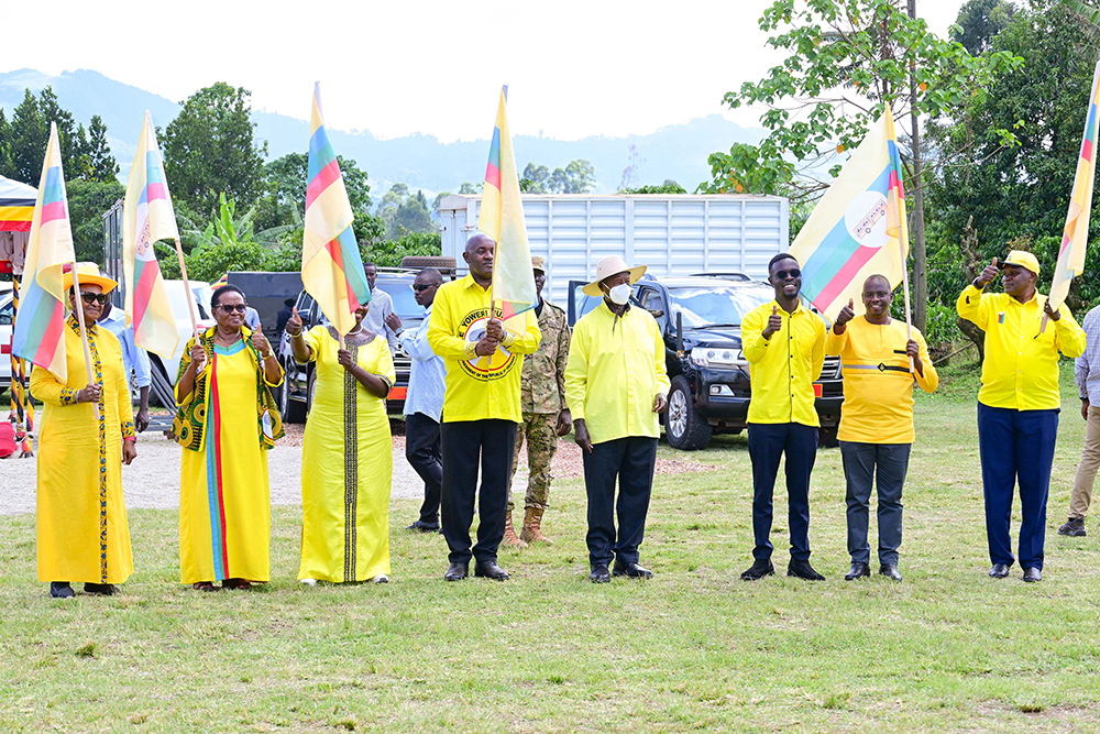 President Museveni poses for a group photo with party flagbearers Mrs Jacqueline Mbabazi, Dr Chris Baryomunsi and others during a campaign rally at Rwere play grounds in Kinkinzi East in Kanungu on Wednesday, Nov. 26, 2025. (PPU)