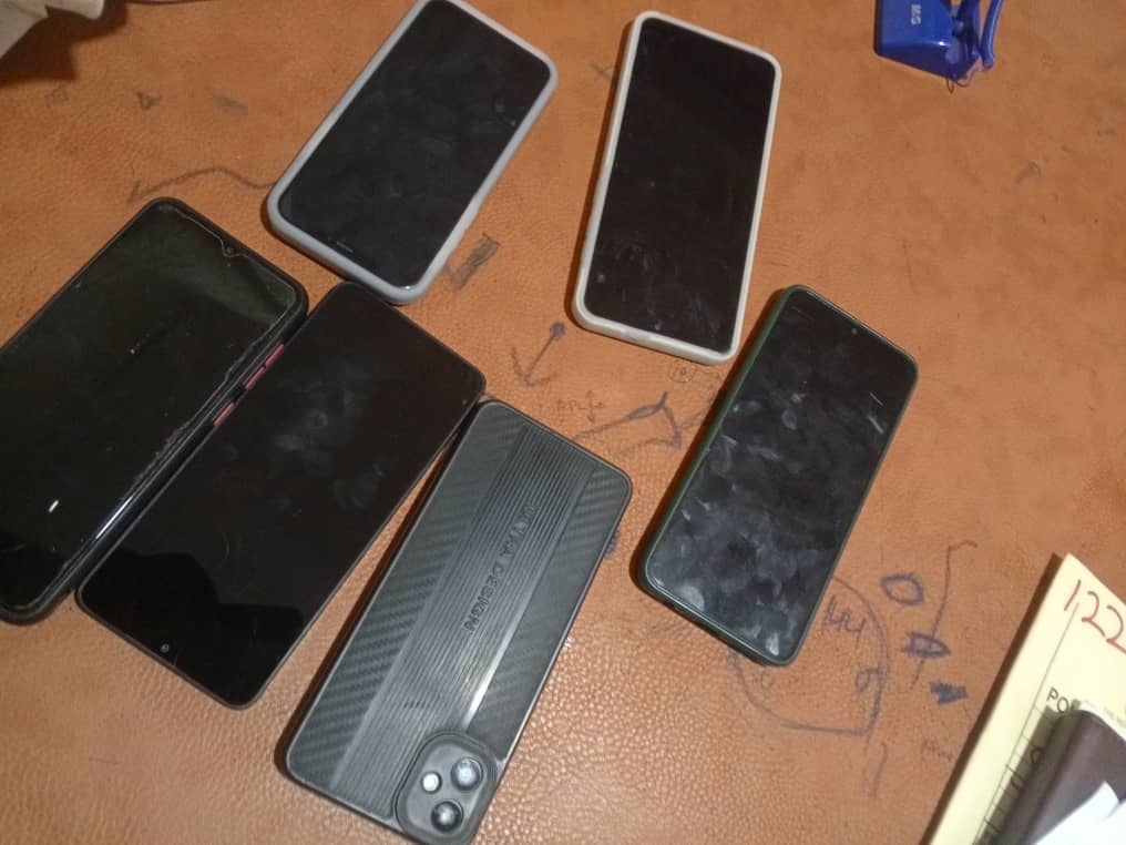 Ezimu ku ssimu ezigambibwa okuba enzibe ezaakwatiddwa mu kikwekweto.