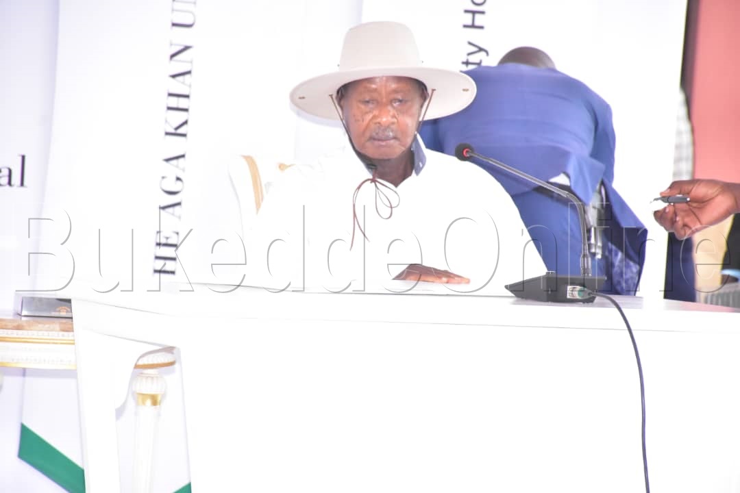 Museveni ng'ayogera