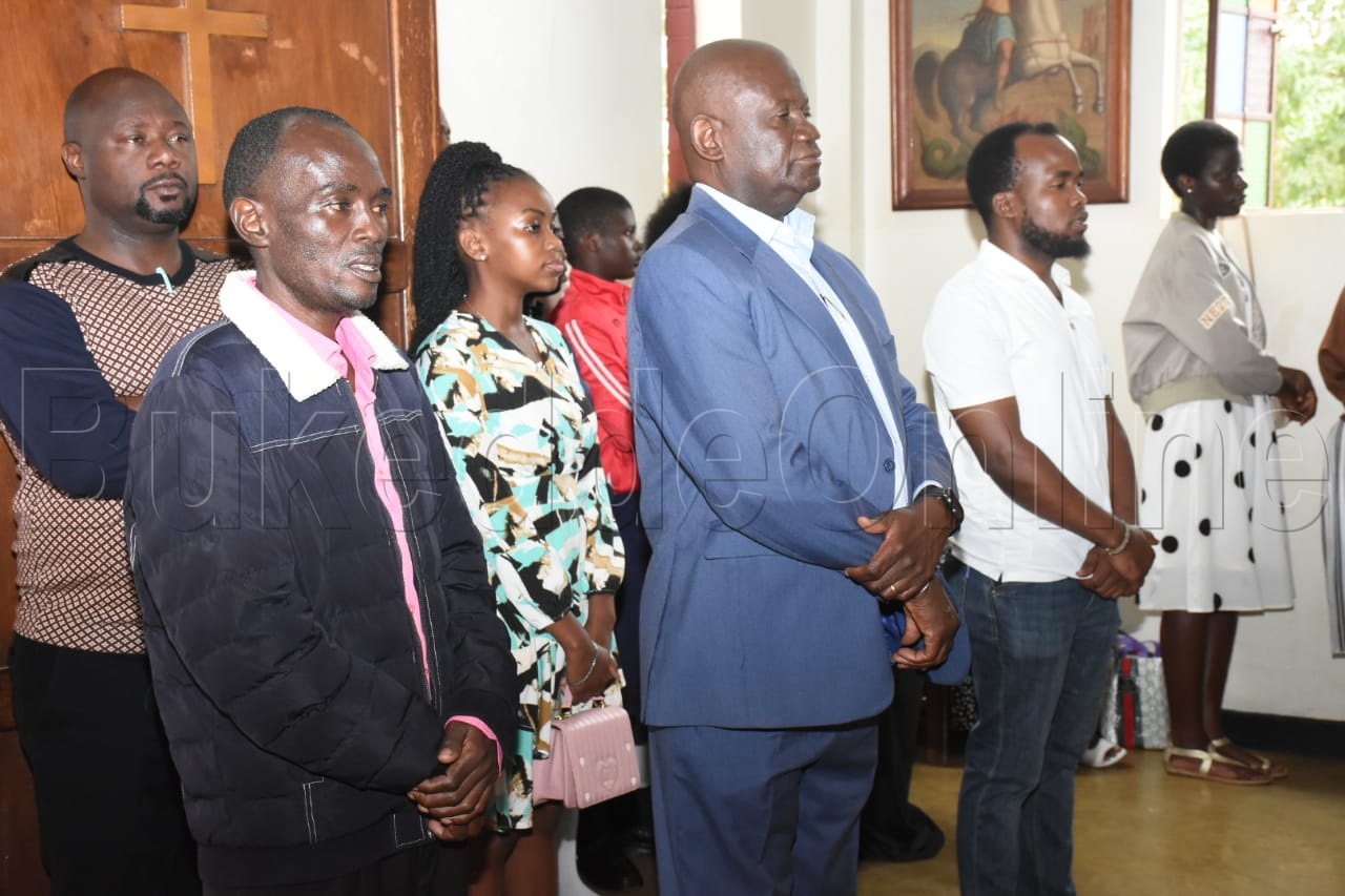 Abasodoki nga bali mu kusaba 