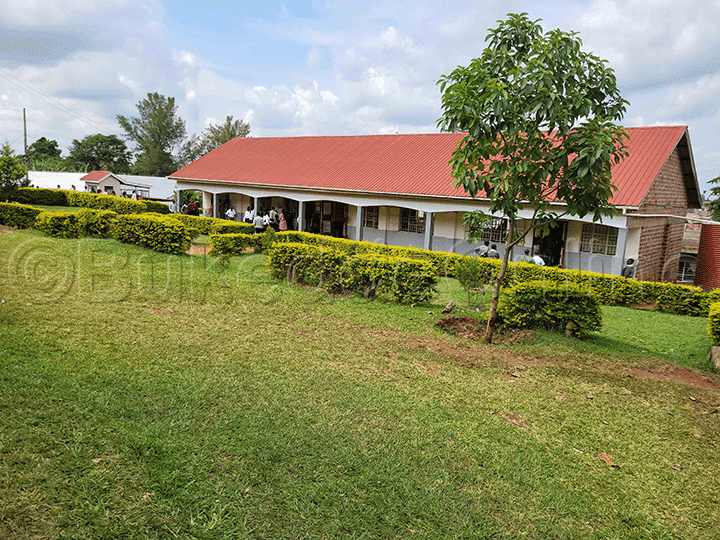 Omuddo Gwe Baasimba Mu Ssomero.