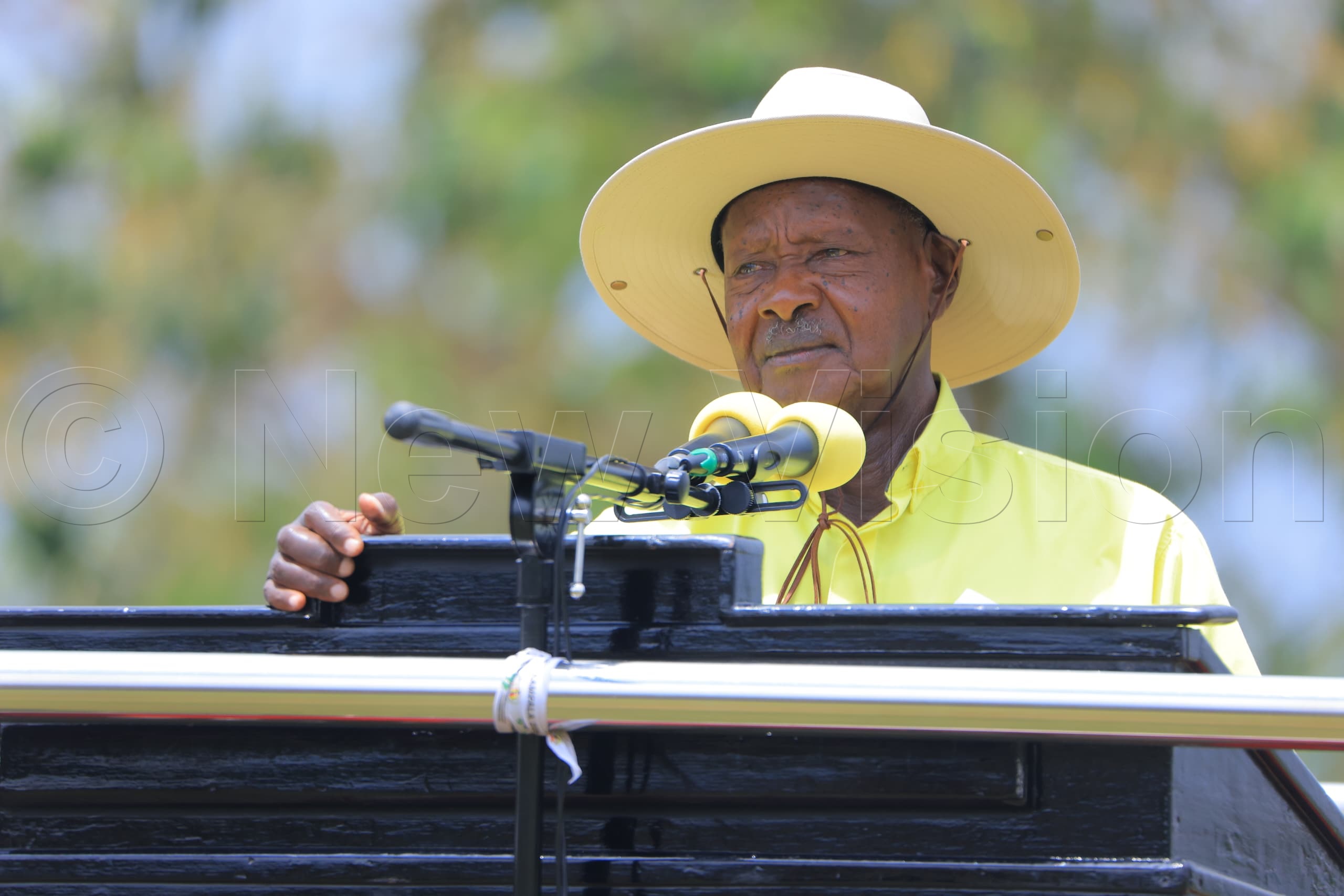 President Museveni speaking at the campaign rally. (Credit: Simon Peter Tumwine)